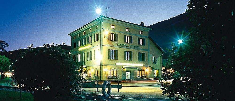 Albergo Ristorante Svizzero Capolago Exterior foto