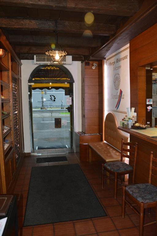 Albergo Ristorante Svizzero Capolago Exterior foto